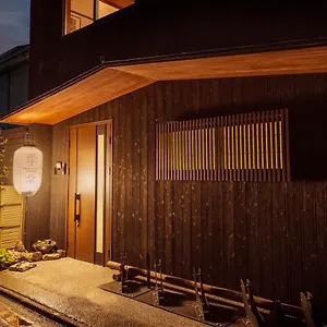 季楽 東山 別荘